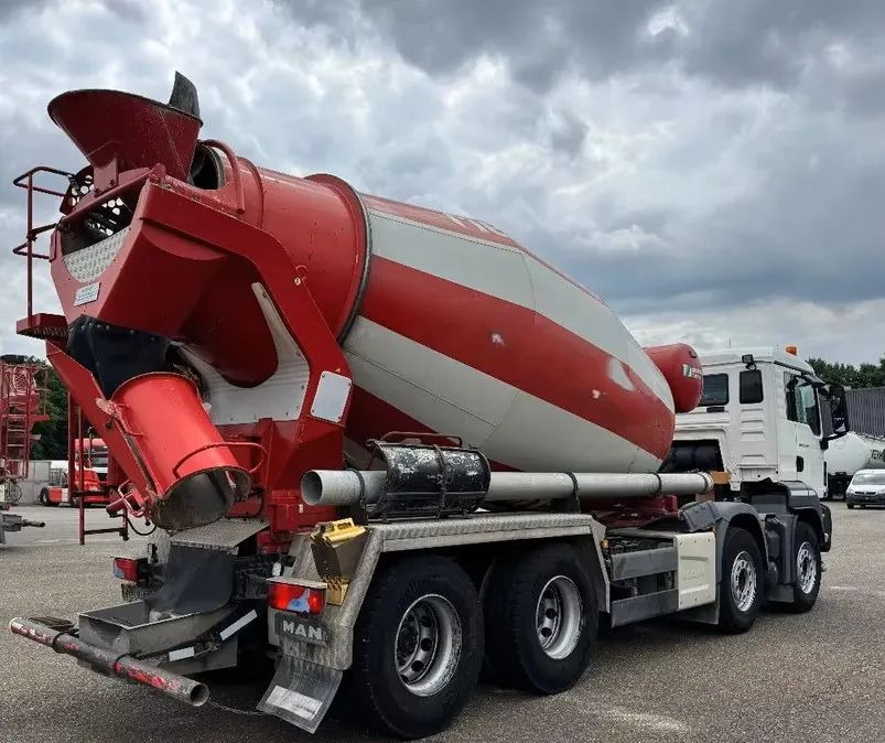 MAN TGS 35.420 8x4 – betonowóz Stetter 9 m³- Euro 6 - 混凝土搅拌车:图2 MAN TGS 35.420 8x4 – betonowóz Stetter 9 m³- Euro 6 - 混凝土搅拌车:图2