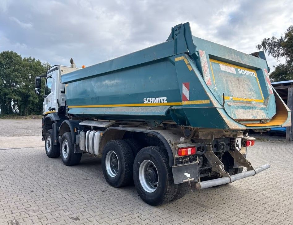 Mercedes-Benz Arocs 4145 AK 8x6 | Wywrotka trójstronna Schmitz Mulde | Klima | Kamera | 租赁 Mercedes-Benz Arocs 4145 AK 8x6 | Wywrotka trójstronna Schmitz Mulde | Klima | Kamera |:图6 Mercedes-Benz Arocs 4145 AK 8x6 | Wywrotka trójstronna Schmitz Mulde | Klima | Kamera | 租赁 Mercedes-Benz Arocs 4145 AK 8x6 | Wywrotka trójstronna Schmitz Mulde | Klima | Kamera |:图6