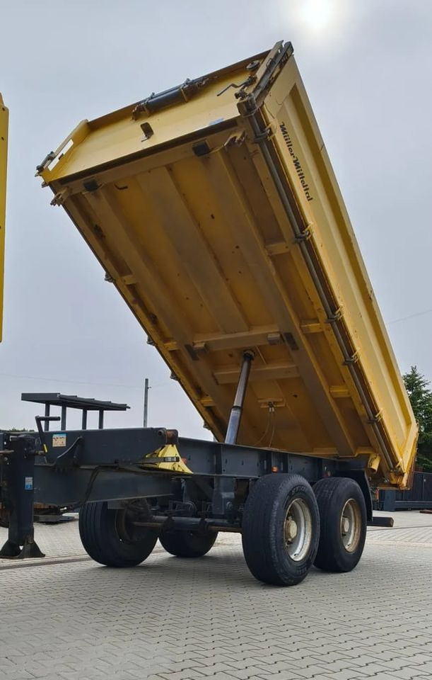 Miller Tandem R180 | Wywrotka 3-stronna | Pneumatyczne zawieszenie | Bordmatik | 2013 | Oś podnoszona - 翻斗拖车:图4 Miller Tandem R180 | Wywrotka 3-stronna | Pneumatyczne zawieszenie | Bordmatik | 2013 | Oś podnoszona - 翻斗拖车:图4