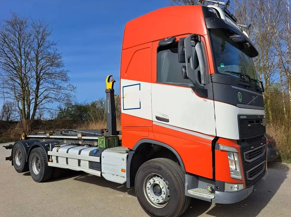 Volvo FH 64 R510 High-Line • 6x4 • Klimatyzacja postojowa • Hakowiec• Euro6 • zawieszenie pneumatyczne - 吊钩升降车:图1 Volvo FH 64 R510 High-Line • 6x4 • Klimatyzacja postojowa • Hakowiec• Euro6 • zawieszenie pneumatyczne - 吊钩升降车:图1