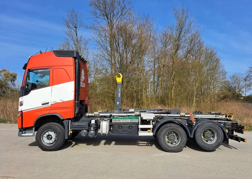 Volvo FH 64 R510 High-Line • 6x4 • Klimatyzacja postojowa • Hakowiec• Euro6 • zawieszenie pneumatyczne - 吊钩升降车:图2 Volvo FH 64 R510 High-Line • 6x4 • Klimatyzacja postojowa • Hakowiec• Euro6 • zawieszenie pneumatyczne - 吊钩升降车:图2