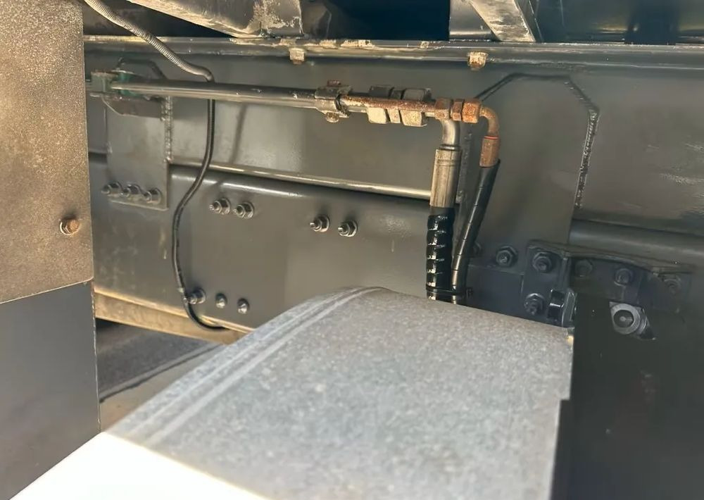 Volvo FM420 6x2 | HDS Atlas AK 186-3 z przestrzenią ładunkową | Euro6 |238 000 km - 栏板式/ 平板卡车, 起重车:图4 Volvo FM420 6x2 | HDS Atlas AK 186-3 z przestrzenią ładunkową | Euro6 |238 000 km - 栏板式/ 平板卡车, 起重车:图4