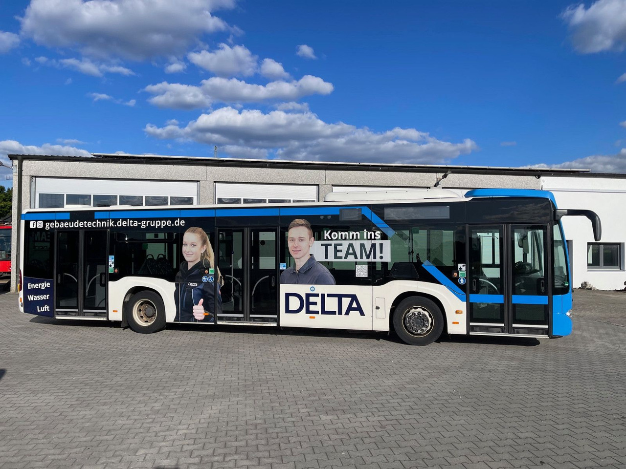 Mercedes-Benz O 530 Citaro C2  /  3-Türer  / Vollklimaanlage - 城市巴士:图2 Mercedes-Benz O 530 Citaro C2  /  3-Türer  / Vollklimaanlage - 城市巴士:图2