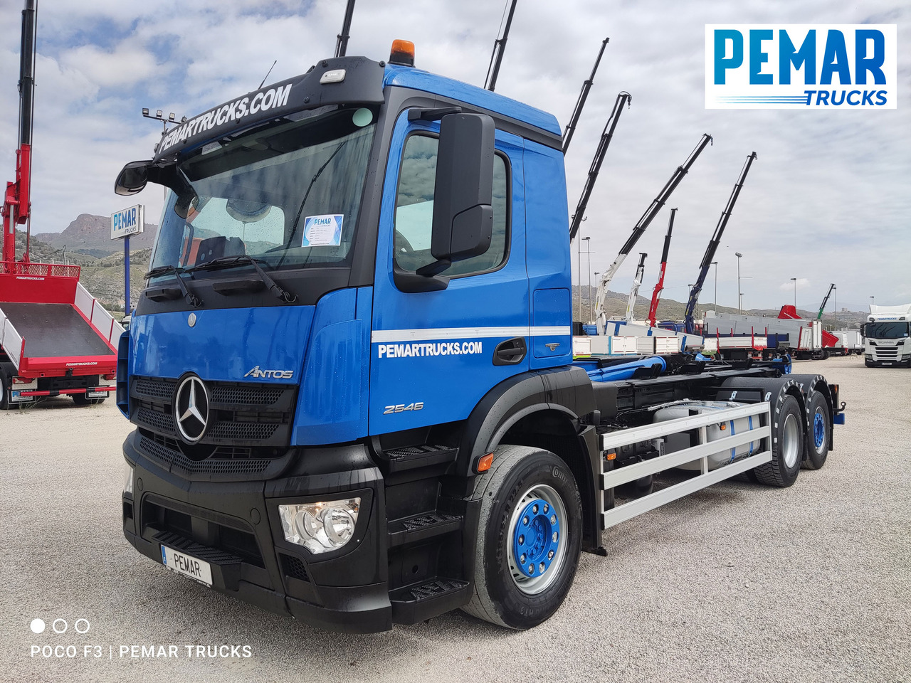 MERCEDES-BENZ ANTOS 2546 6X2 MULTILIFT - 集装箱运输车/ 可拆卸车身的卡车:图2 MERCEDES-BENZ ANTOS 2546 6X2 MULTILIFT - 集装箱运输车/ 可拆卸车身的卡车:图2