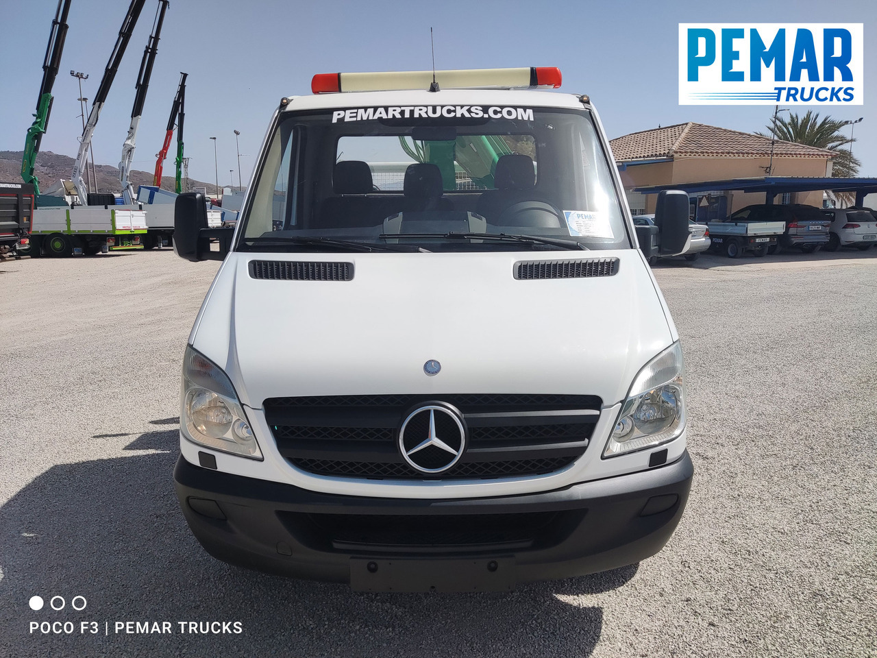 MERCEDES-BENZ SPRINTER 515 CDI GRUA CAJA FIJA 150 CV - 栏板式/ 平板卡车, 起重车:图2 MERCEDES-BENZ SPRINTER 515 CDI GRUA CAJA FIJA 150 CV - 栏板式/ 平板卡车, 起重车:图2