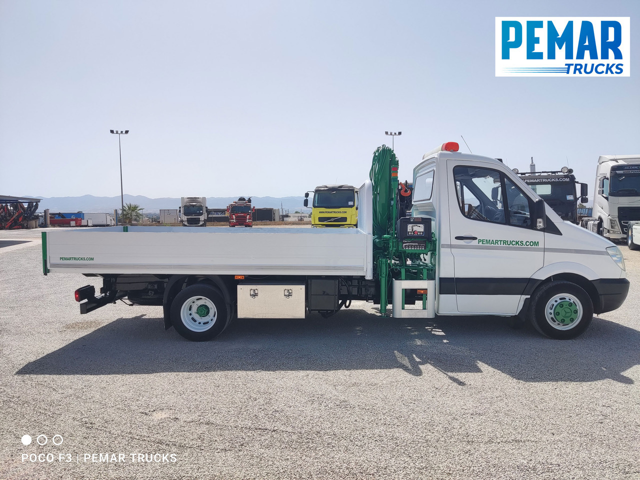 MERCEDES-BENZ SPRINTER 515 CDI GRUA CAJA FIJA 150 CV - 栏板式/ 平板卡车, 起重车:图4 MERCEDES-BENZ SPRINTER 515 CDI GRUA CAJA FIJA 150 CV - 栏板式/ 平板卡车, 起重车:图4