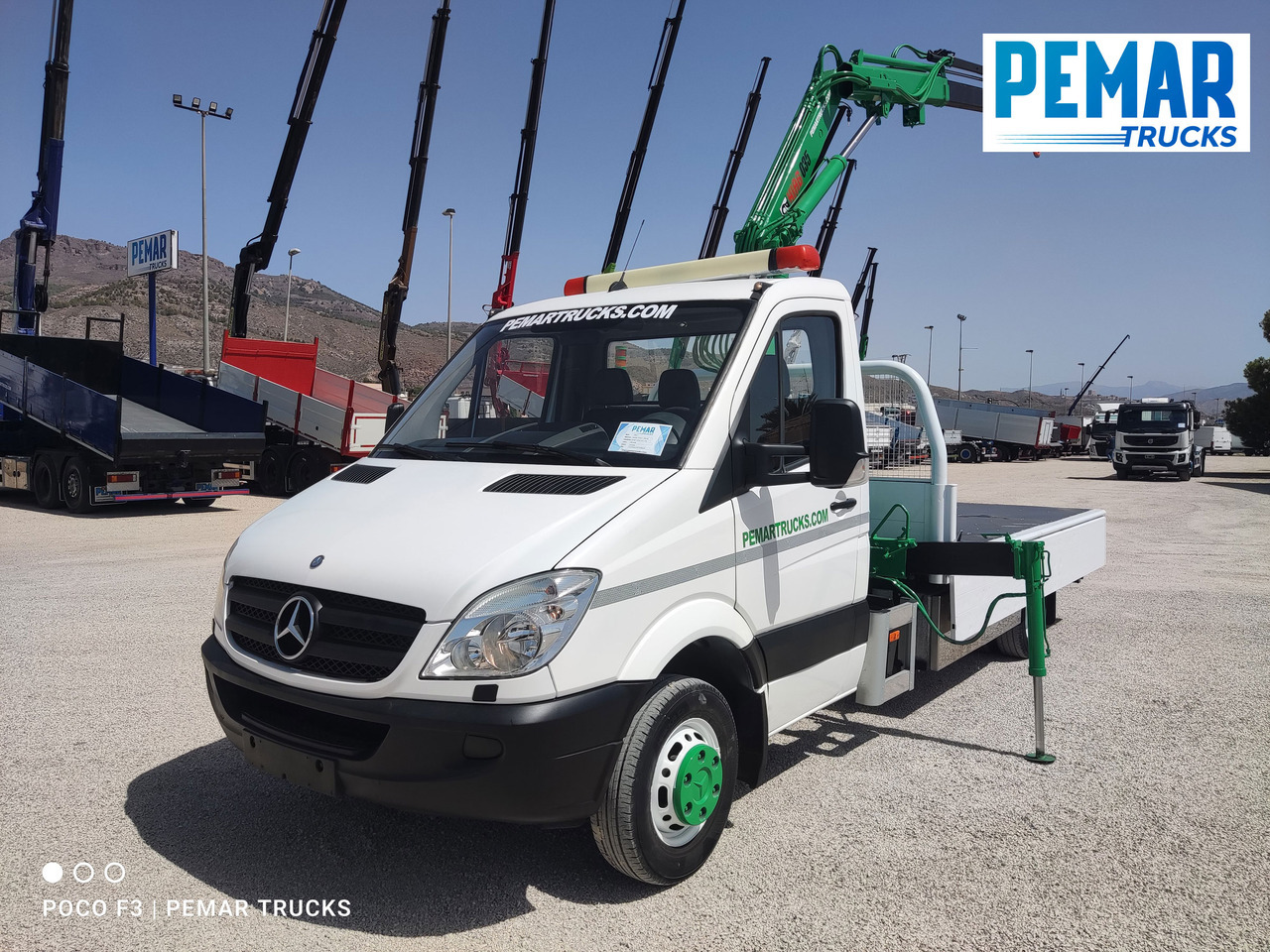 MERCEDES-BENZ SPRINTER 515 CDI GRUA CAJA FIJA 150 CV - 栏板式/ 平板卡车, 起重车:图1 MERCEDES-BENZ SPRINTER 515 CDI GRUA CAJA FIJA 150 CV - 栏板式/ 平板卡车, 起重车:图1