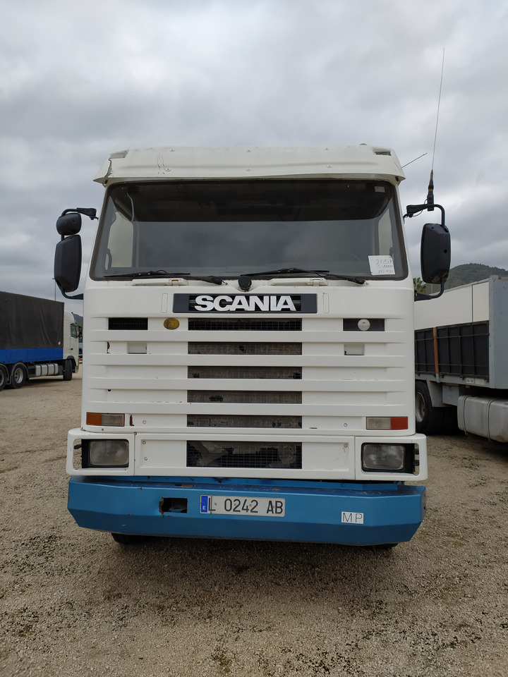 SCANIA 143 420 BASCULANTE - 翻斗车:图2 SCANIA 143 420 BASCULANTE - 翻斗车:图2