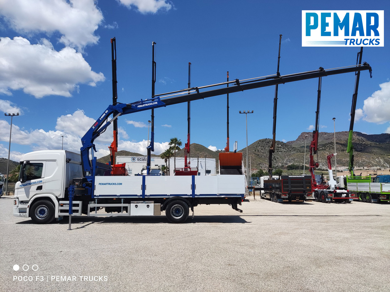 SCANIA P 370 GRUA CAJA FIJA 18T - 起重车:图4 SCANIA P 370 GRUA CAJA FIJA 18T - 起重车:图4