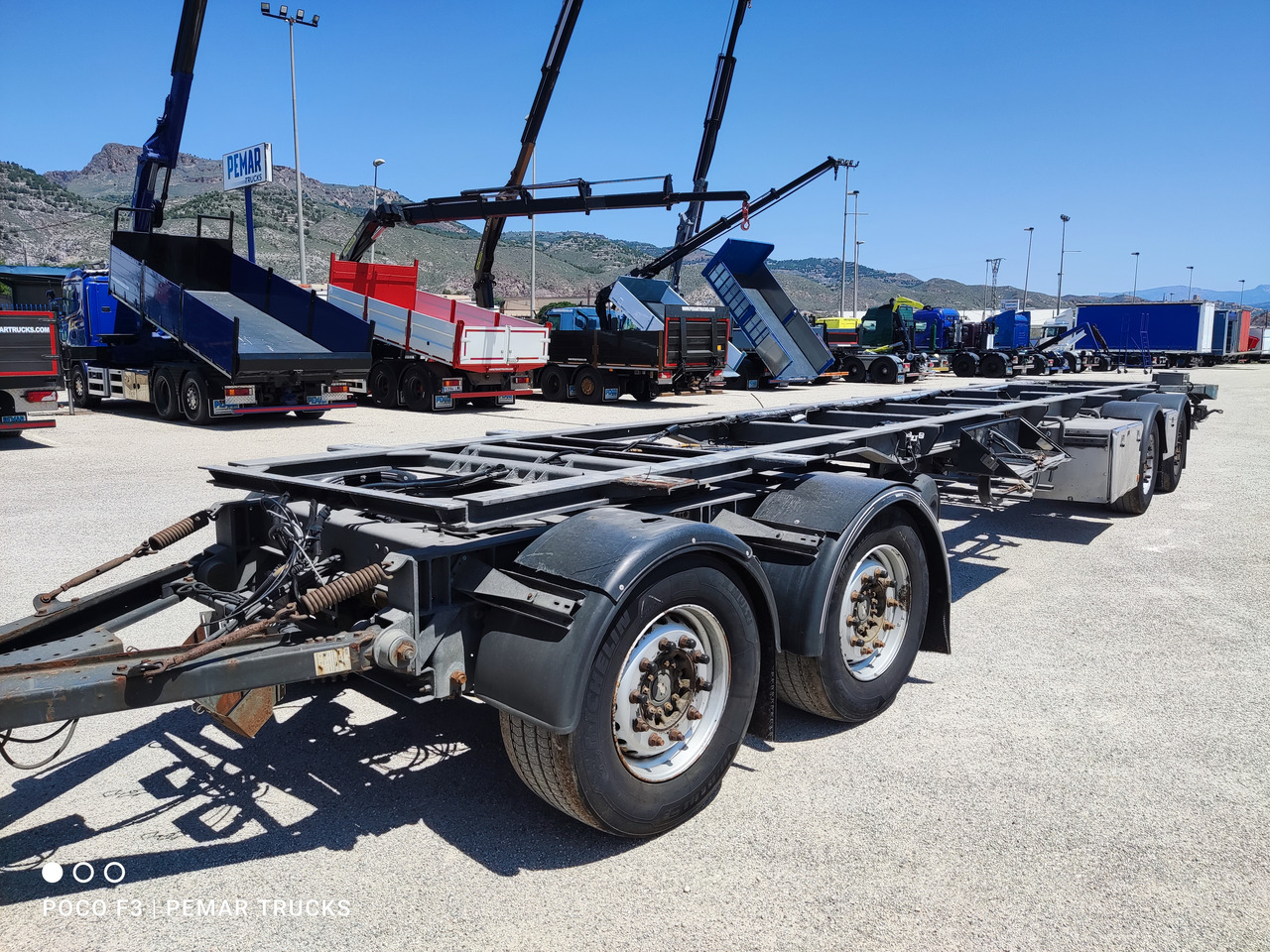 SCHMITZ CARGOBULL KO36 CHASIS MEGATRAILER 4 ejes - 底盘拖车:图1 SCHMITZ CARGOBULL KO36 CHASIS MEGATRAILER 4 ejes - 底盘拖车:图1