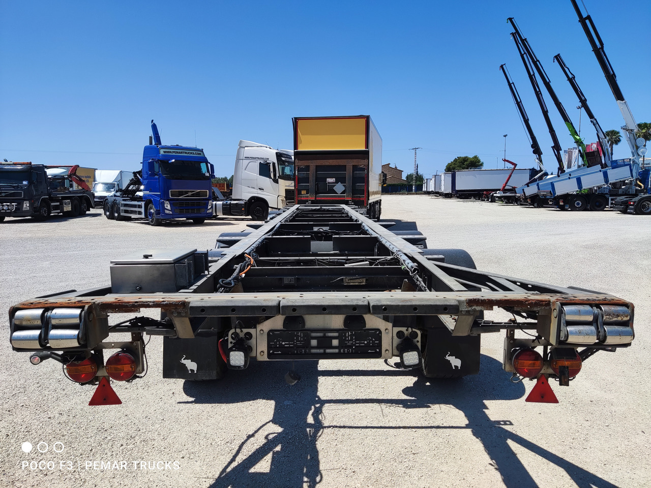 SCHMITZ CARGOBULL KO36 CHASIS MEGATRAILER 4 ejes - 底盘拖车:图5 SCHMITZ CARGOBULL KO36 CHASIS MEGATRAILER 4 ejes - 底盘拖车:图5