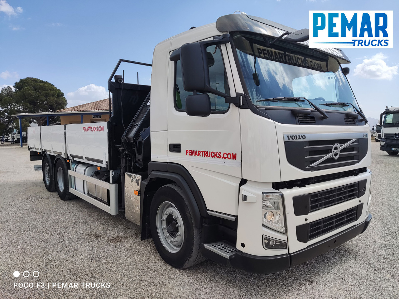 VOLVO FM 330 6X2 GRUA CAJA FIJA - 栏板式/ 平板卡车, 起重车:图4 VOLVO FM 330 6X2 GRUA CAJA FIJA - 栏板式/ 平板卡车, 起重车:图4