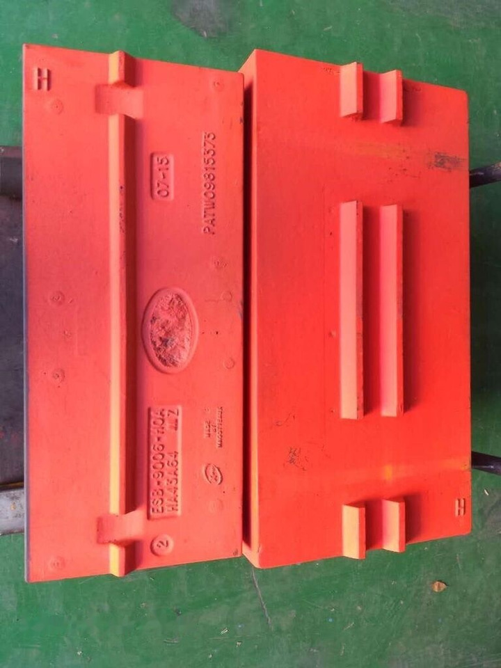 High Chrome Blow bars for KINGLINK PF1315 Impact Crusher - 备件 适用于 颚式破碎机:图2 High Chrome Blow bars for KINGLINK PF1315 Impact Crusher - 备件 适用于 颚式破碎机:图2