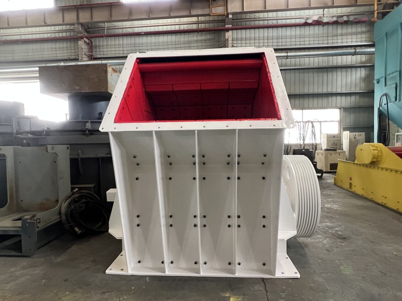 Kinglink 250TPH Hydraulic Limestone Tertiary Impact Crusher KPF1416 - 反击式破碎机:图3 Kinglink 250TPH Hydraulic Limestone Tertiary Impact Crusher KPF1416 - 反击式破碎机:图3
