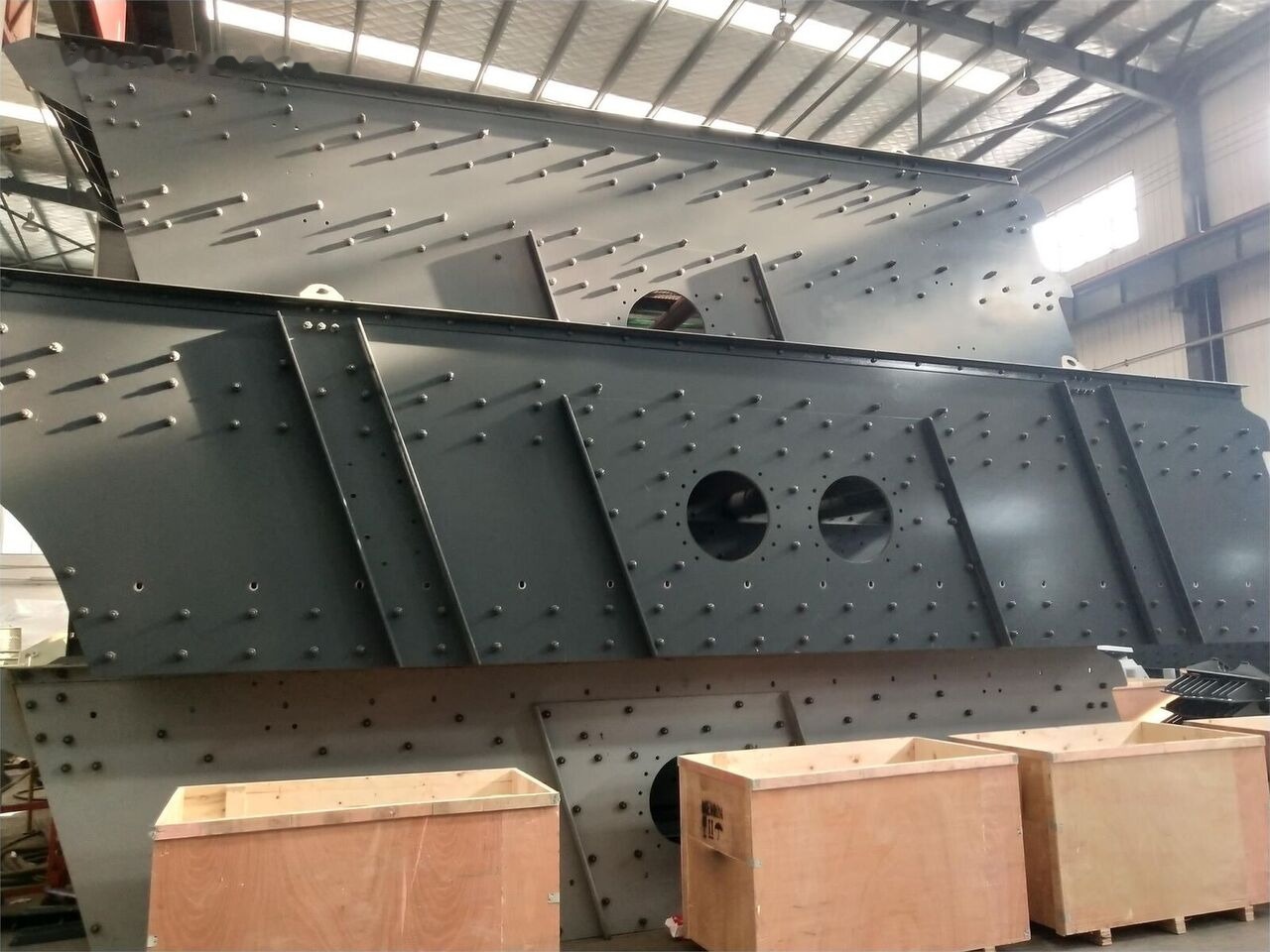 Kinglink 3YK1860 Inclined Vibrating Screen 20'x60' - 筛选机:图2 Kinglink 3YK1860 Inclined Vibrating Screen 20'x60' - 筛选机:图2