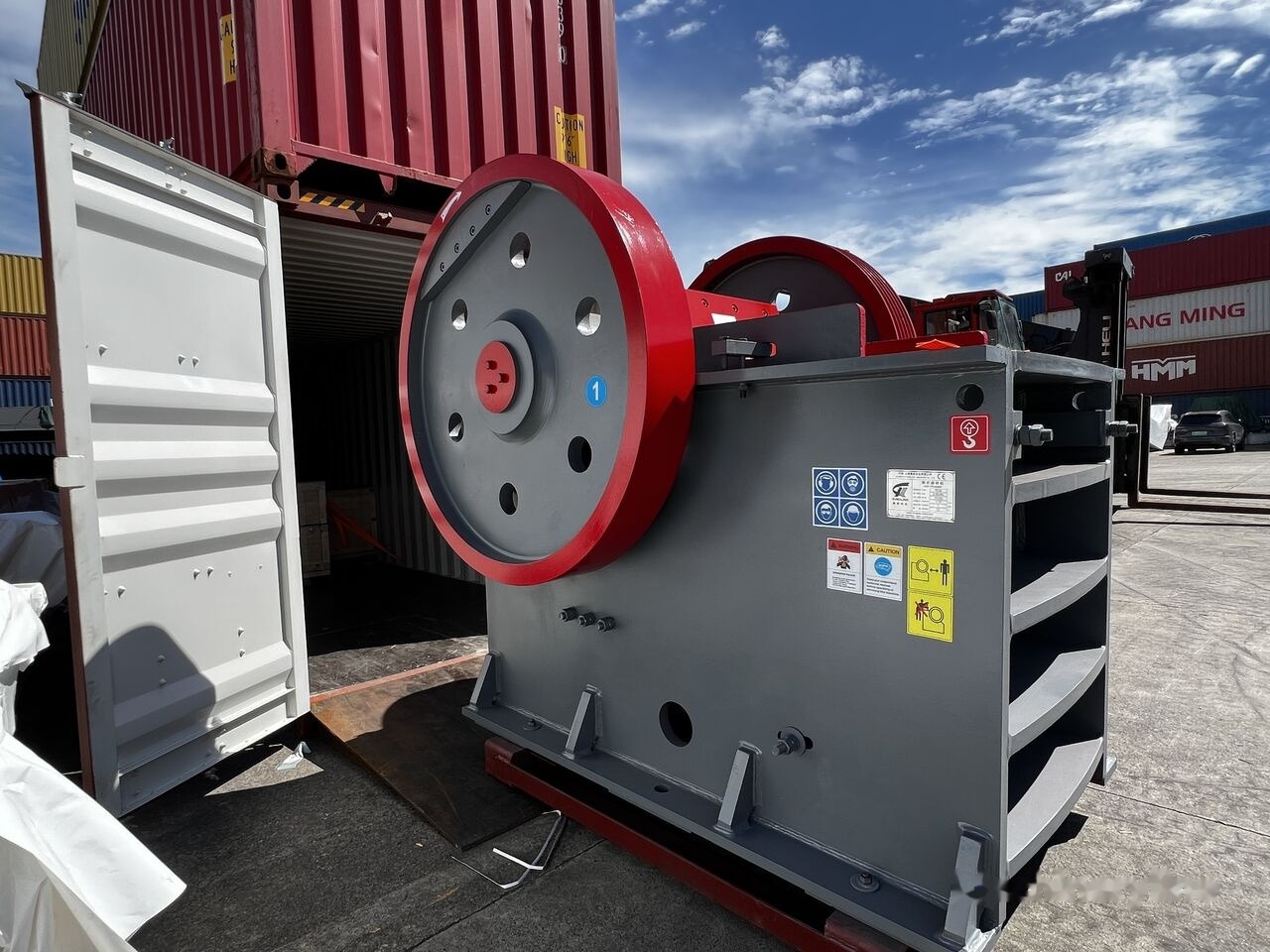 Kinglink Jaw Crusher PE2436 Crushing Equipment | Granite | Basalt - 颚式破碎机:图2 Kinglink Jaw Crusher PE2436 Crushing Equipment | Granite | Basalt - 颚式破碎机:图2