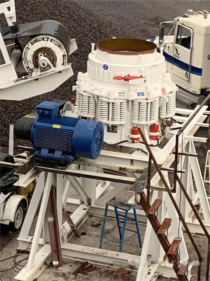 Kinglink New 3 feet Symons Cone Crusher STD KLC1000 - 圆锥破碎机:图4 Kinglink New 3 feet Symons Cone Crusher STD KLC1000 - 圆锥破碎机:图4