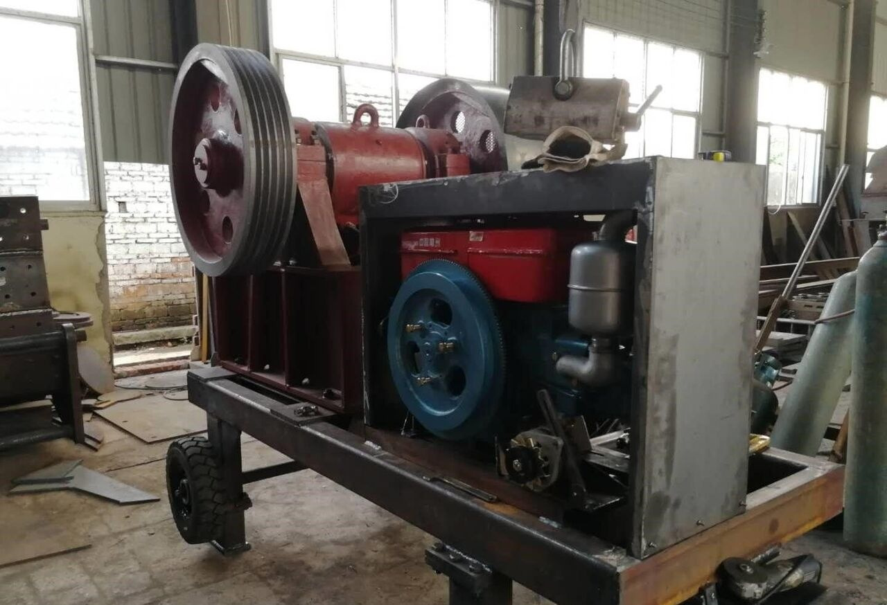 Kinglink PE1016 Small Jaw Crusher Made In China - 颚式破碎机:图2 Kinglink PE1016 Small Jaw Crusher Made In China - 颚式破碎机:图2