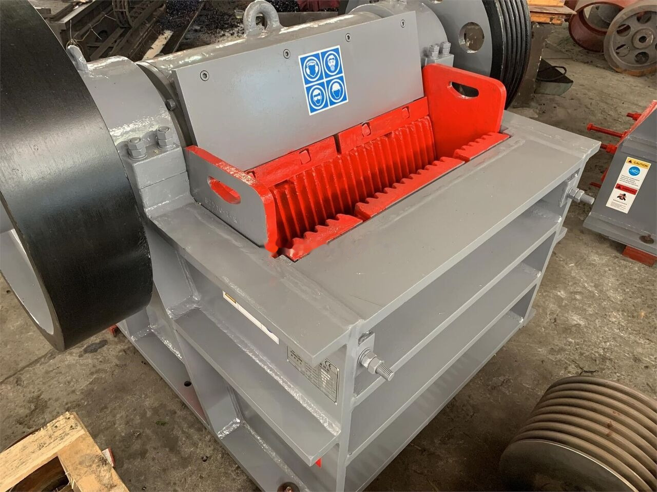Kinglink PEX250X1000 PEX1039 River Stone Jaw Crusher - 颚式破碎机:图5 Kinglink PEX250X1000 PEX1039 River Stone Jaw Crusher - 颚式破碎机:图5
