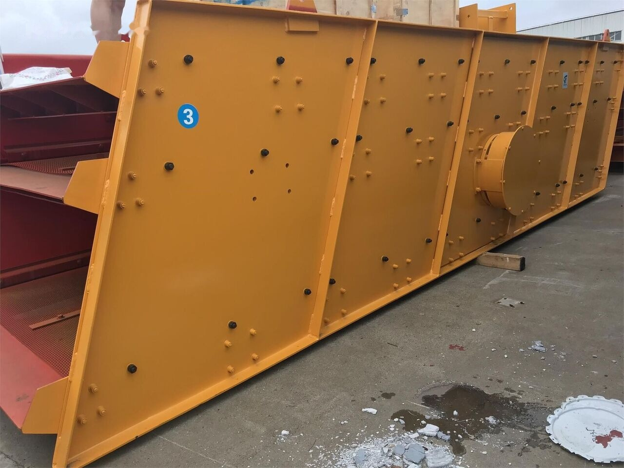 Kinglink Triple decks Vibrating Screen 3YK1860 | 6X20' - 筛选机:图1 Kinglink Triple decks Vibrating Screen 3YK1860 | 6X20' - 筛选机:图1