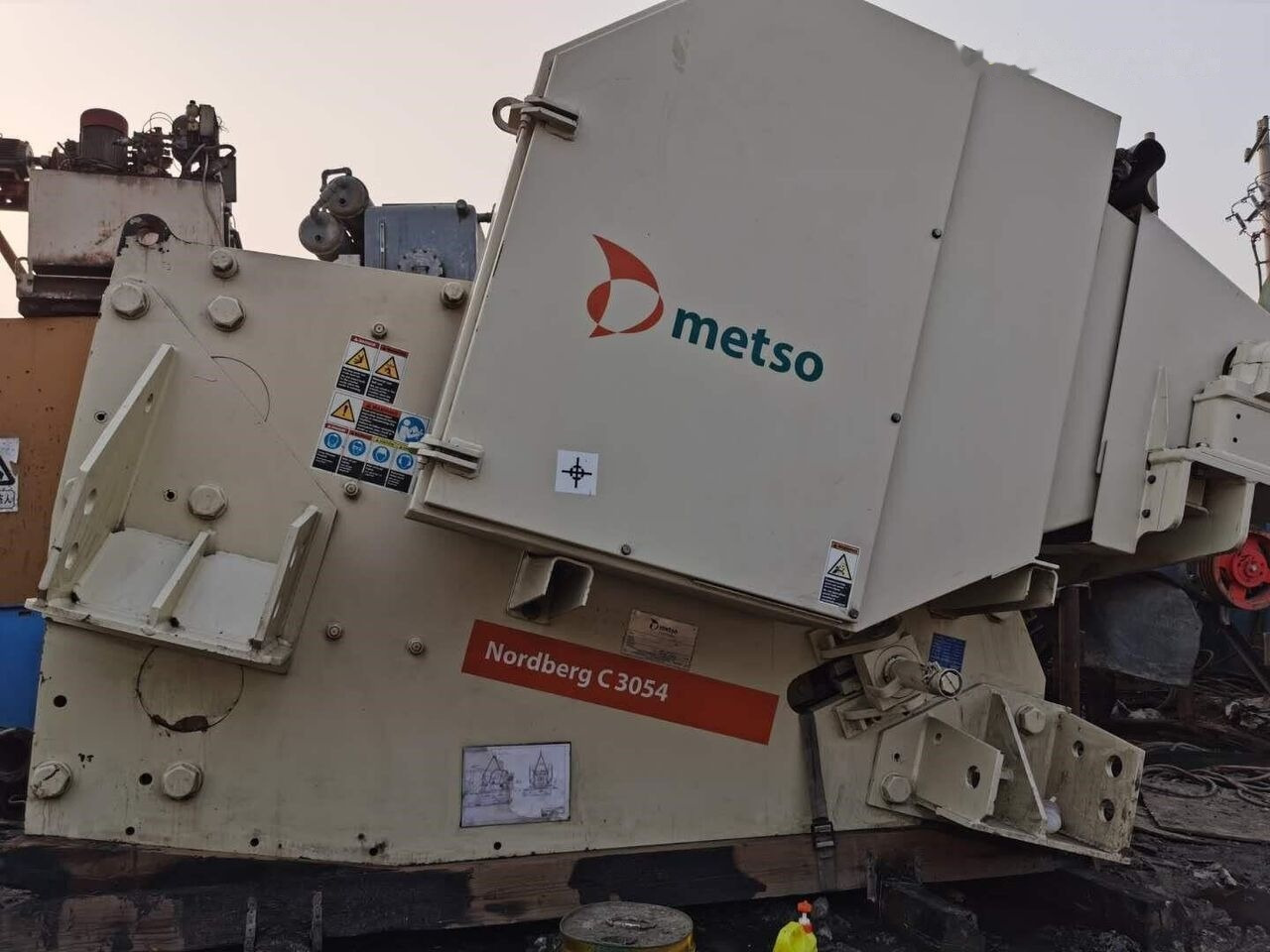Metso C3054 - 颚式破碎机:图5 Metso C3054 - 颚式破碎机:图5
