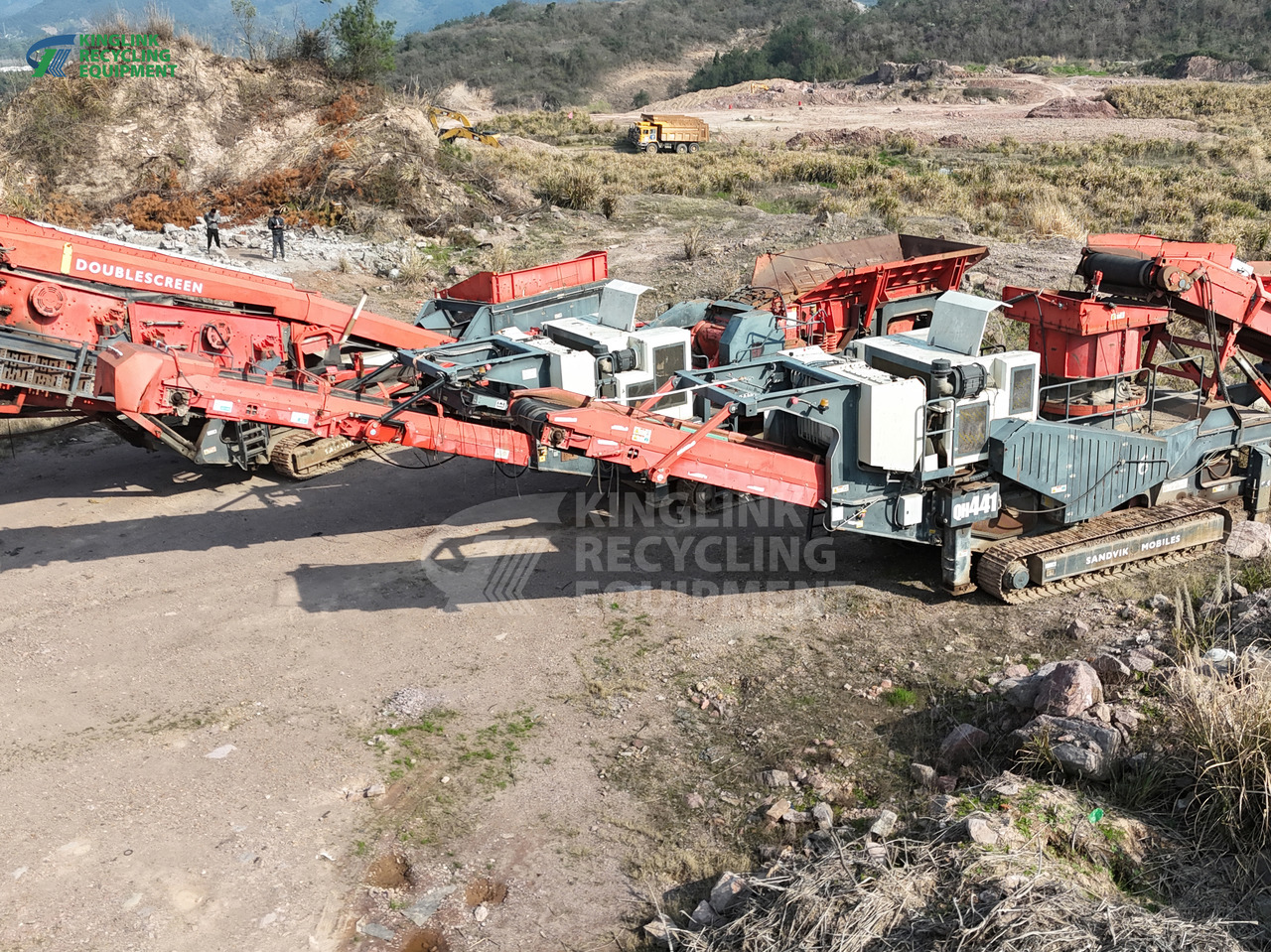 SANDVIK QJ341 QH441 QA451 mobile crushing plant - 移动破碎机:图4 SANDVIK QJ341 QH441 QA451 mobile crushing plant - 移动破碎机:图4