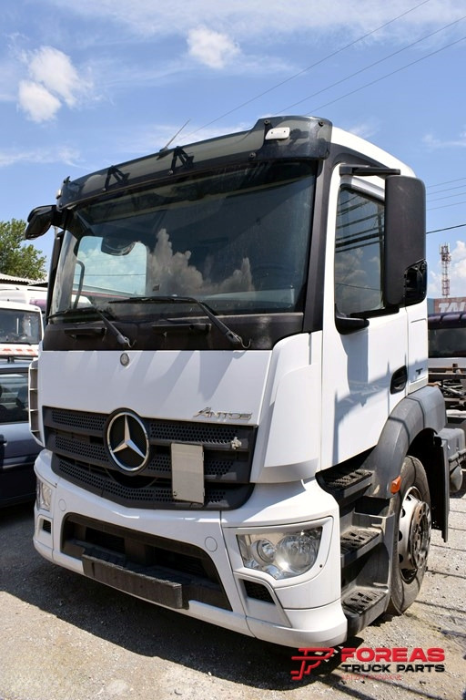 MERCEDES ANTOS 1840 - 驾驶室:图3 MERCEDES ANTOS 1840 - 驾驶室:图3