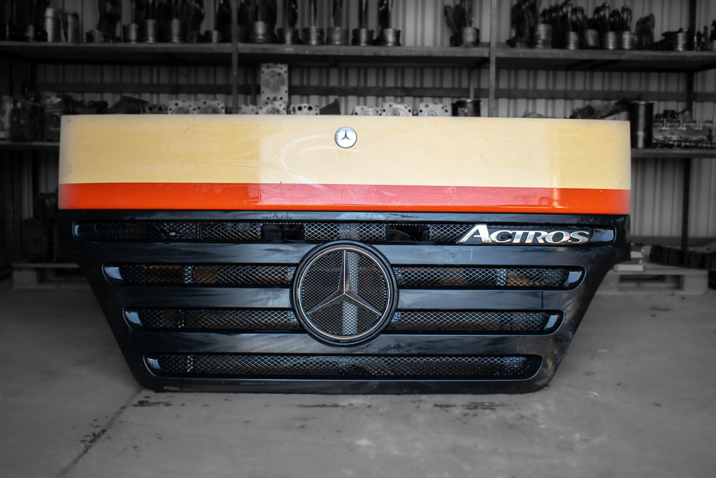 MERCEDES-BENZ ACTROS MEGA SPACE MP II - 引擎罩 适用于 卡车:图1 MERCEDES-BENZ ACTROS MEGA SPACE MP II - 引擎罩 适用于 卡车:图1