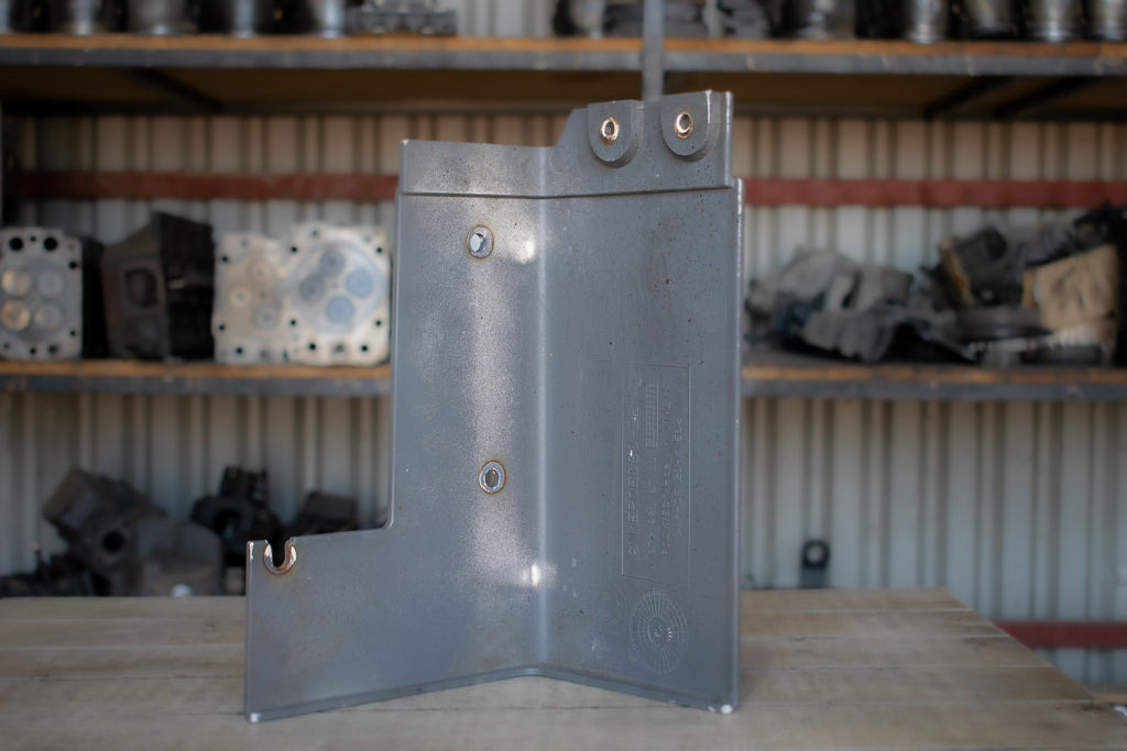 MERCEDES-BENZ ATEGO CAB FRONT FENDER EXTENSION LEFT - DRIVER - 挡泥板 适用于 卡车:图2 MERCEDES-BENZ ATEGO CAB FRONT FENDER EXTENSION LEFT - DRIVER - 挡泥板 适用于 卡车:图2