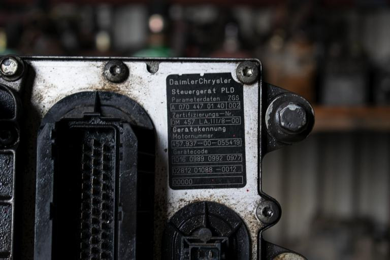 MERCEDES-BENZ AXOR OM 457 - ECU 适用于 卡车:图2 MERCEDES-BENZ AXOR OM 457 - ECU 适用于 卡车:图2