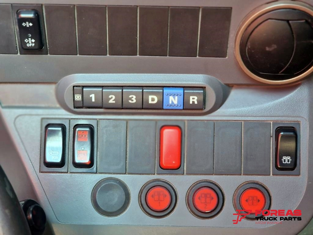 MERCEDES-BENZ CITARO - 仪表板 适用于 巴士:图5 MERCEDES-BENZ CITARO - 仪表板 适用于 巴士:图5