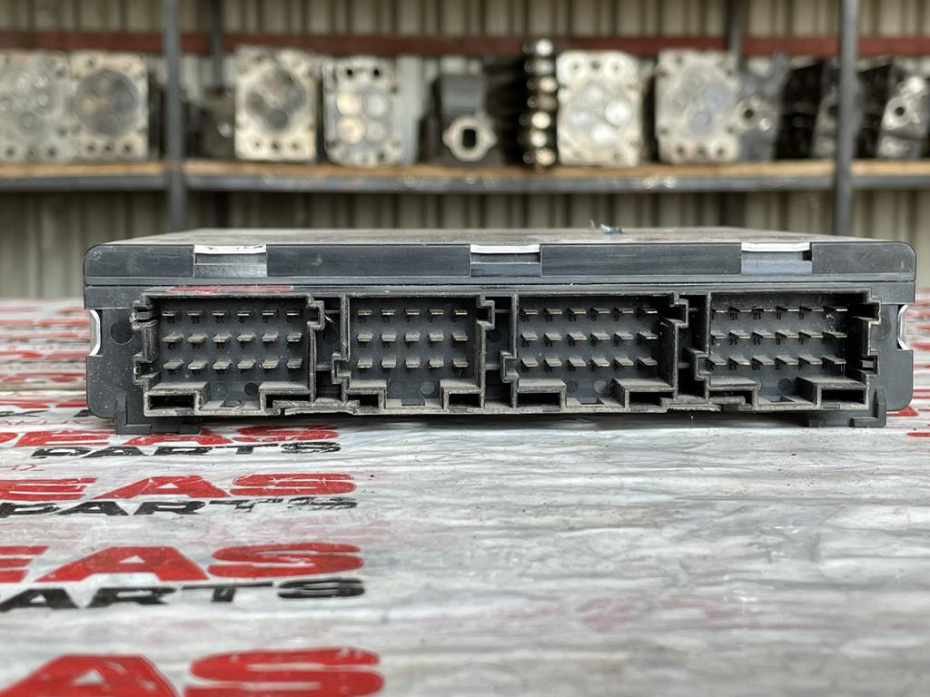 MERCEDES-BENZ FMR - A 000 446 4002 - ECU 适用于 卡车:图2 MERCEDES-BENZ FMR - A 000 446 4002 - ECU 适用于 卡车:图2