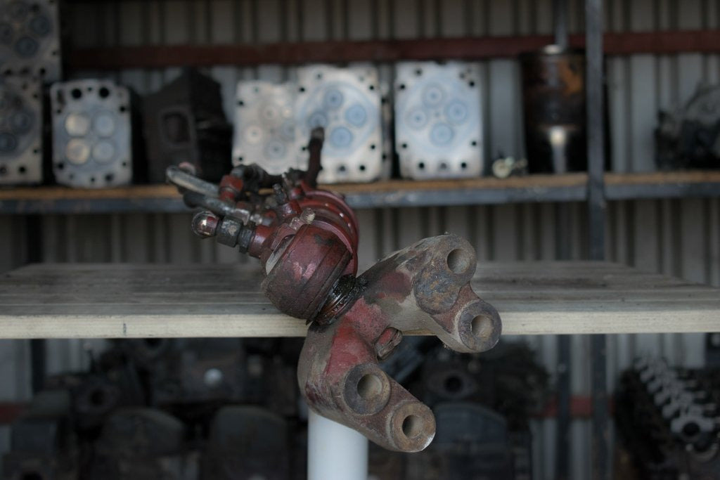 MERCEDES-BENZ SK HYDRAULIC STEERING BOTTLE - 液压缸 适用于 卡车:图2 MERCEDES-BENZ SK HYDRAULIC STEERING BOTTLE - 液压缸 适用于 卡车:图2