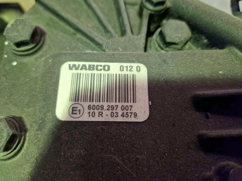 ZF ASTRONIC - 421 355 0120 - ECU 适用于 卡车:图3 ZF ASTRONIC - 421 355 0120 - ECU 适用于 卡车:图3