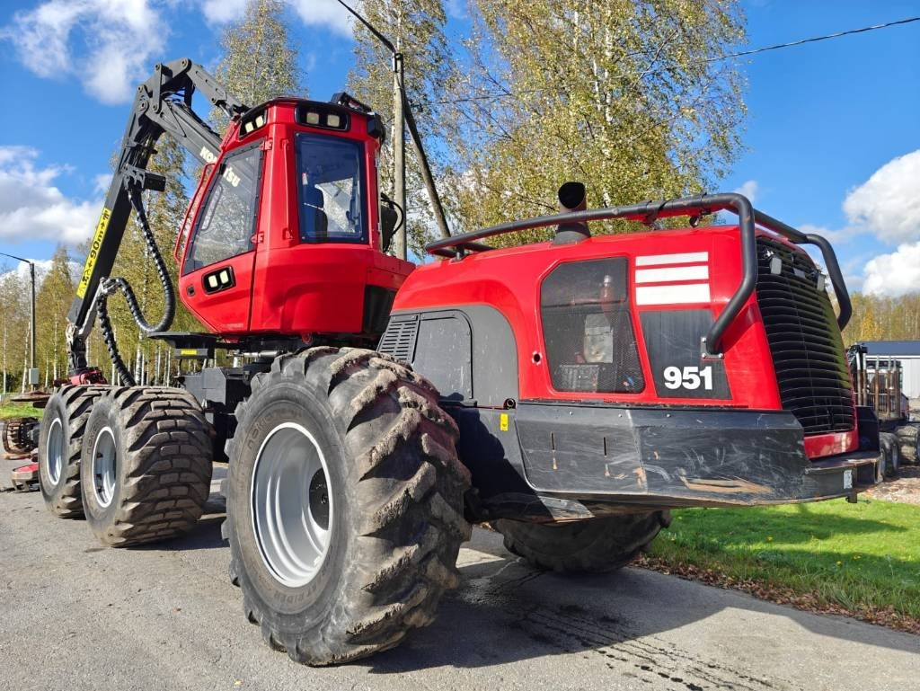 Komatsu 951 - 林业收割机:图3 Komatsu 951 - 林业收割机:图3