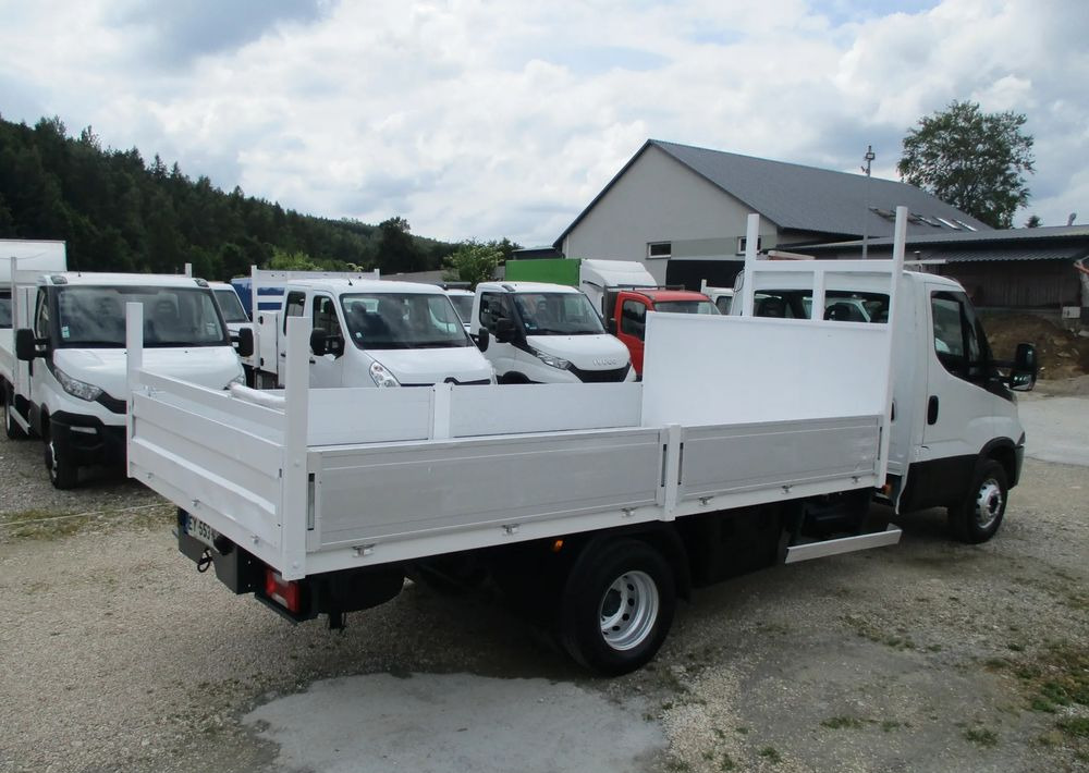Iveco Daily 3.0 na bliźniaku 70C18 skrzynia, laweta, rama, HDS, 70-180 kiper - 栏板式/ 平板卡车:图3 Iveco Daily 3.0 na bliźniaku 70C18 skrzynia, laweta, rama, HDS, 70-180 kiper - 栏板式/ 平板卡车:图3