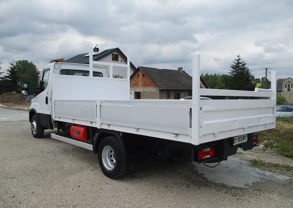 Iveco Daily 3.0 na bliźniaku 70C18 skrzynia, laweta, rama, HDS, 70-180 kiper - 栏板式/ 平板卡车:图5 Iveco Daily 3.0 na bliźniaku 70C18 skrzynia, laweta, rama, HDS, 70-180 kiper - 栏板式/ 平板卡车:图5