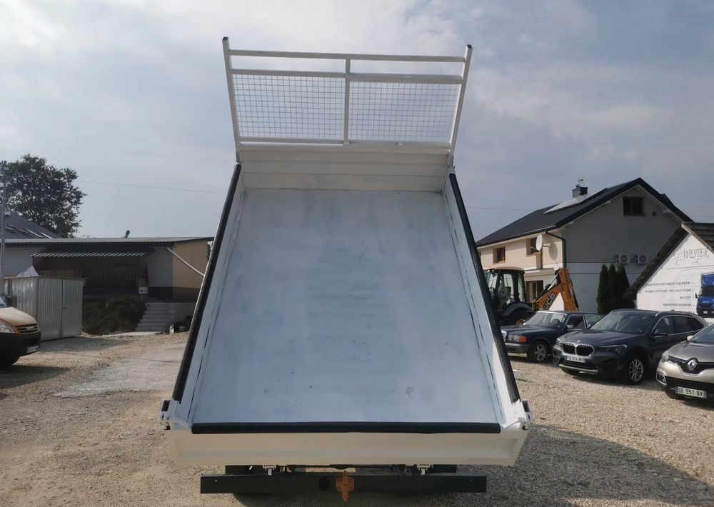 Iveco Daily 35C13 Brygadówka Klima 35-130 wywrotka kiper doka Dubel - 翻斗货车:图5 Iveco Daily 35C13 Brygadówka Klima 35-130 wywrotka kiper doka Dubel - 翻斗货车:图5