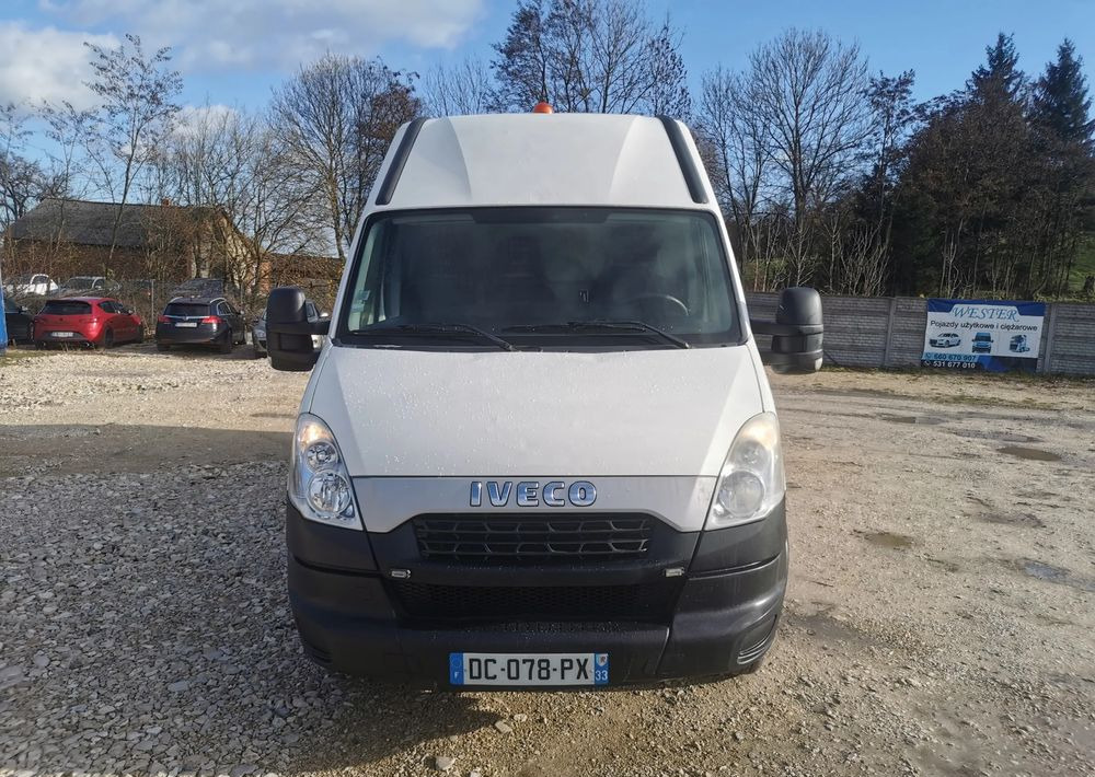 Iveco Daily 35C15 blaszak 3.0-150KM blizniak L3H3 długi Hak - 无侧窗厢式货车:图2 Iveco Daily 35C15 blaszak 3.0-150KM blizniak L3H3 długi Hak - 无侧窗厢式货车:图2