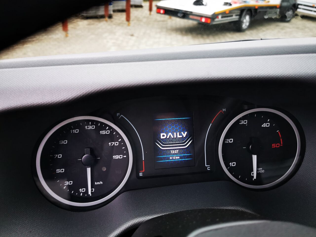 新的 平板货车 IVECO Daily 180KM r. oś 4100:图10 新的 平板货车 IVECO Daily 180KM r. oś 4100:图10