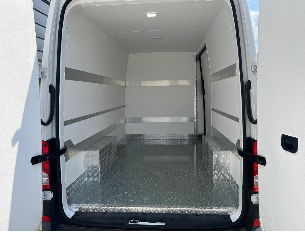 Volkswagen Crafter - 冷藏货车:图3 Volkswagen Crafter - 冷藏货车:图3