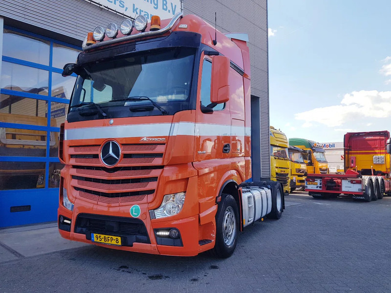 Mercedes-Benz Actros 1945 Double Tank New Apk TÜV - 牵引车:图2 Mercedes-Benz Actros 1945 Double Tank New Apk TÜV - 牵引车:图2