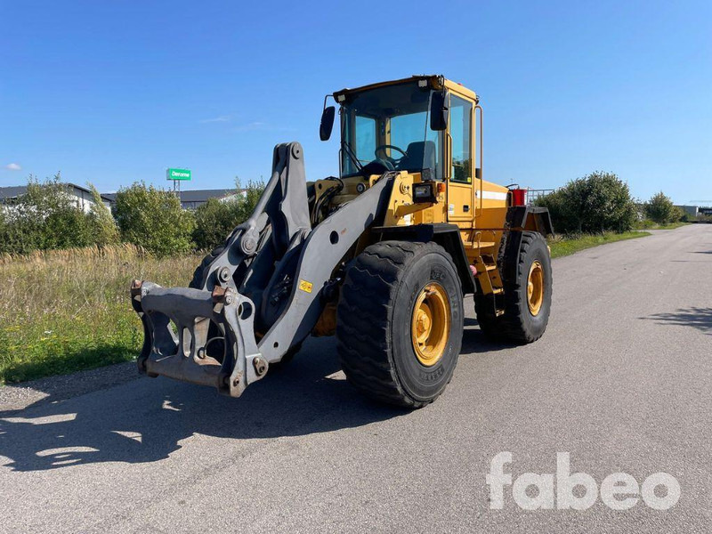 Volvo L90D - 轮式装载机:图1 Volvo L90D - 轮式装载机:图1