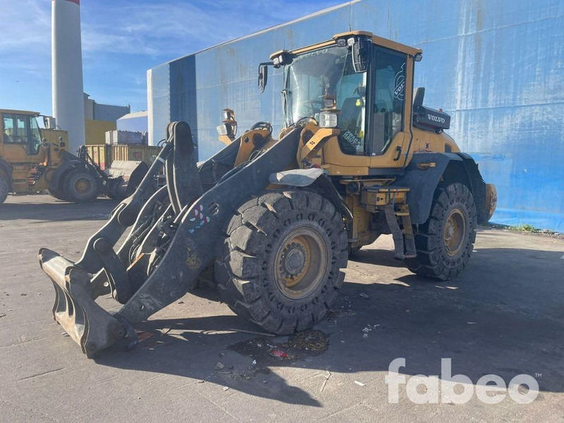 Volvo L90H - 轮式装载机:图1 Volvo L90H - 轮式装载机:图1