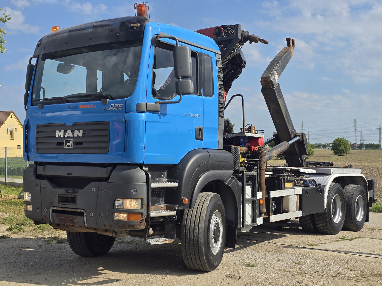 MAN TGA 33.430 6X6 / HMF 1823 K3+REM.CON./ HOOK SYSTEM 2x in stock - 吊钩升降车, 起重车:图4 MAN TGA 33.430 6X6 / HMF 1823 K3+REM.CON./ HOOK SYSTEM 2x in stock - 吊钩升降车, 起重车:图4