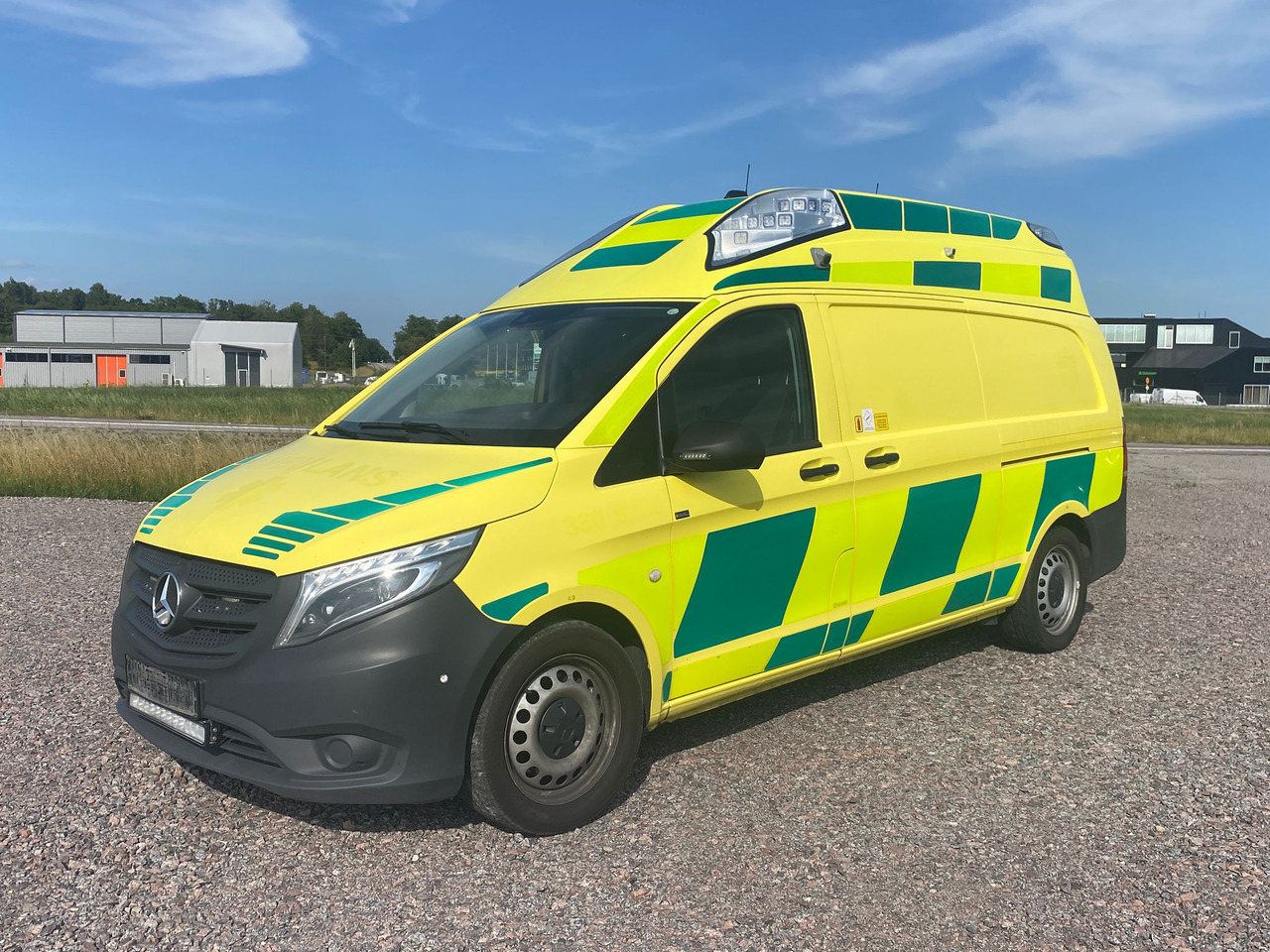 MERCEDES-BENZ Vito 119 4x4 - Ambulans / AMBULANCE - 救护车:图1 MERCEDES-BENZ Vito 119 4x4 - Ambulans / AMBULANCE - 救护车:图1