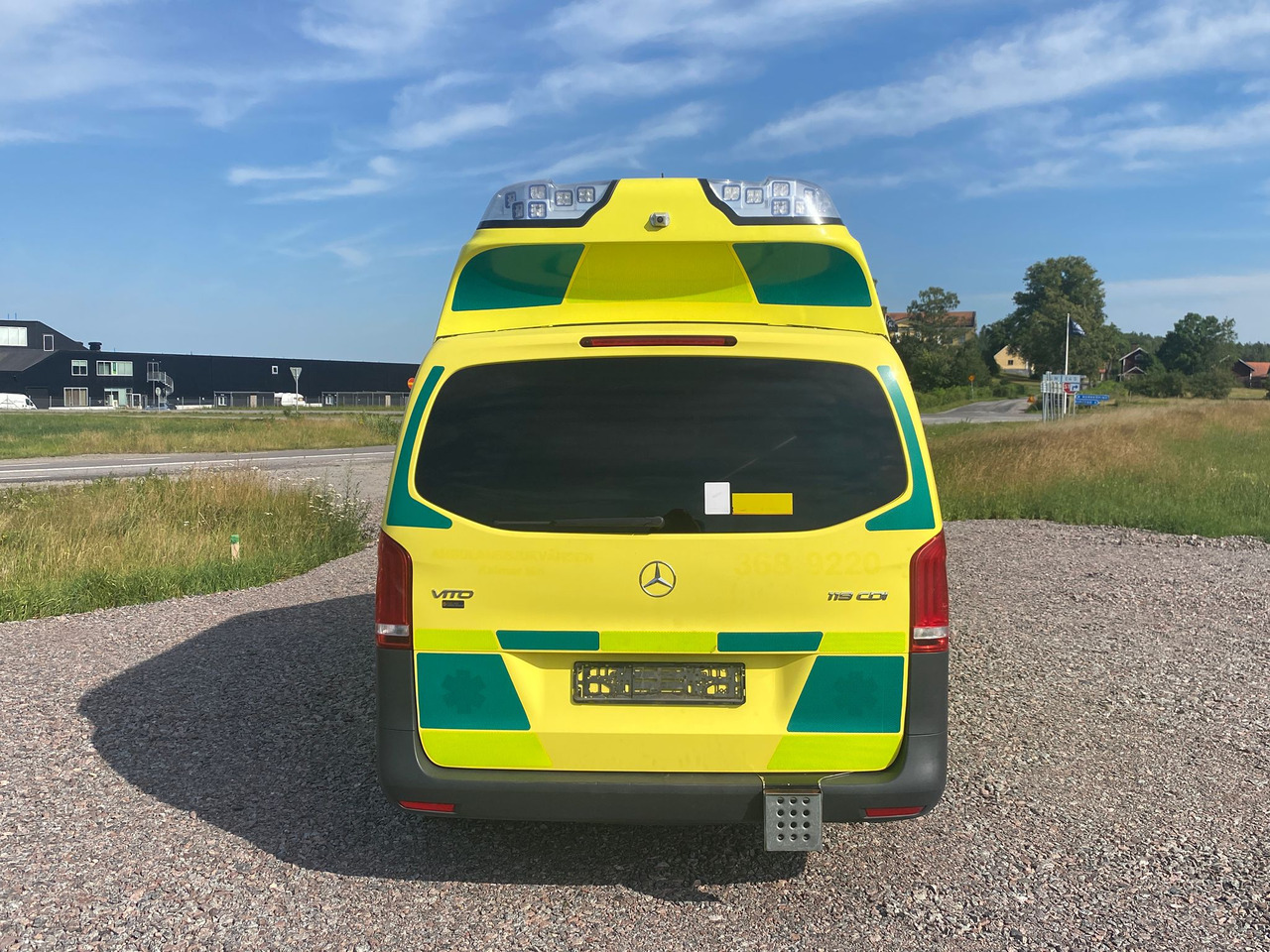 MERCEDES-BENZ Vito 119 4x4 - 救护车:图3 MERCEDES-BENZ Vito 119 4x4 - 救护车:图3