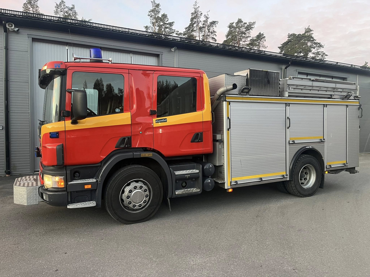 SCANIA P94GB 4x2 NZ310 - Fire engine - 消防车:图3 SCANIA P94GB 4x2 NZ310 - Fire engine - 消防车:图3