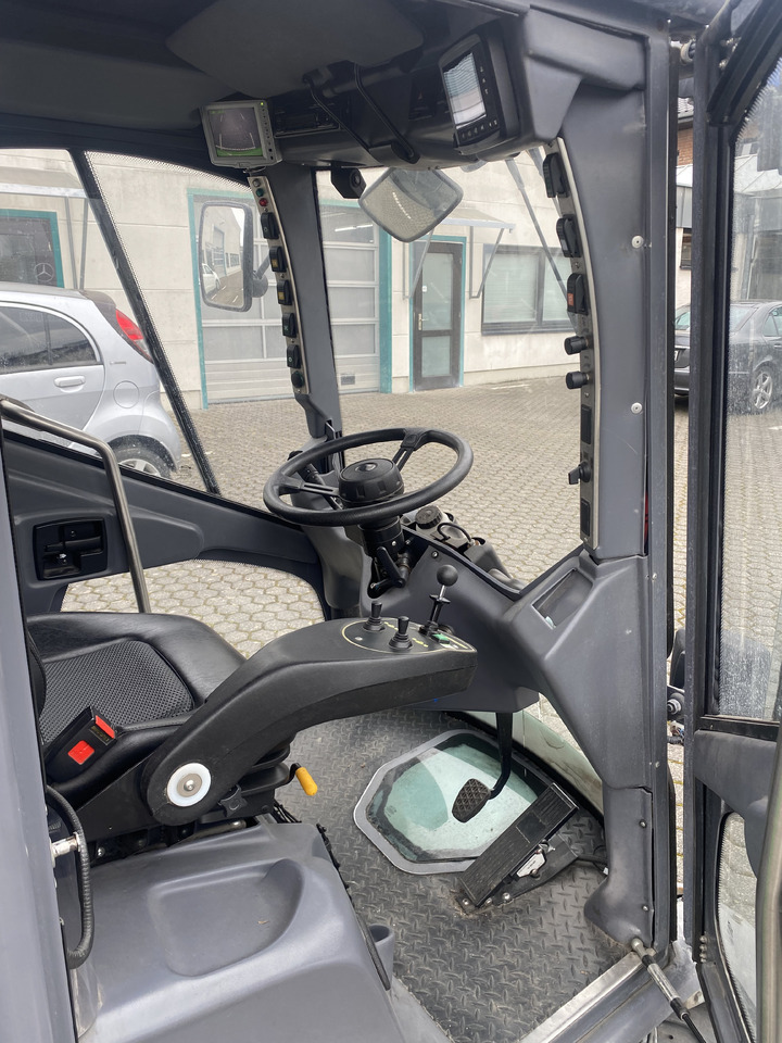 TENNANT Green Machines 500 ZE electric 500 ZE - 道路清扫机:图5 TENNANT Green Machines 500 ZE electric 500 ZE - 道路清扫机:图5
