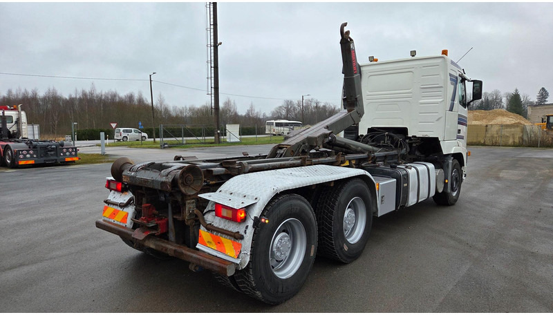 Volvo FH500 6X4 - 吊钩升降车:图3 Volvo FH500 6X4 - 吊钩升降车:图3